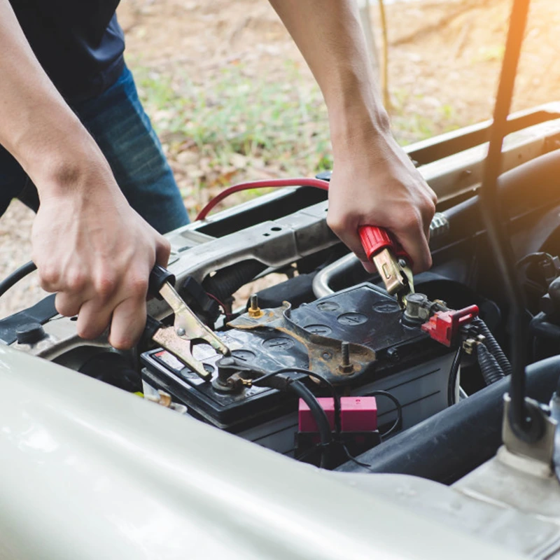 कार जंप स्टार्ट